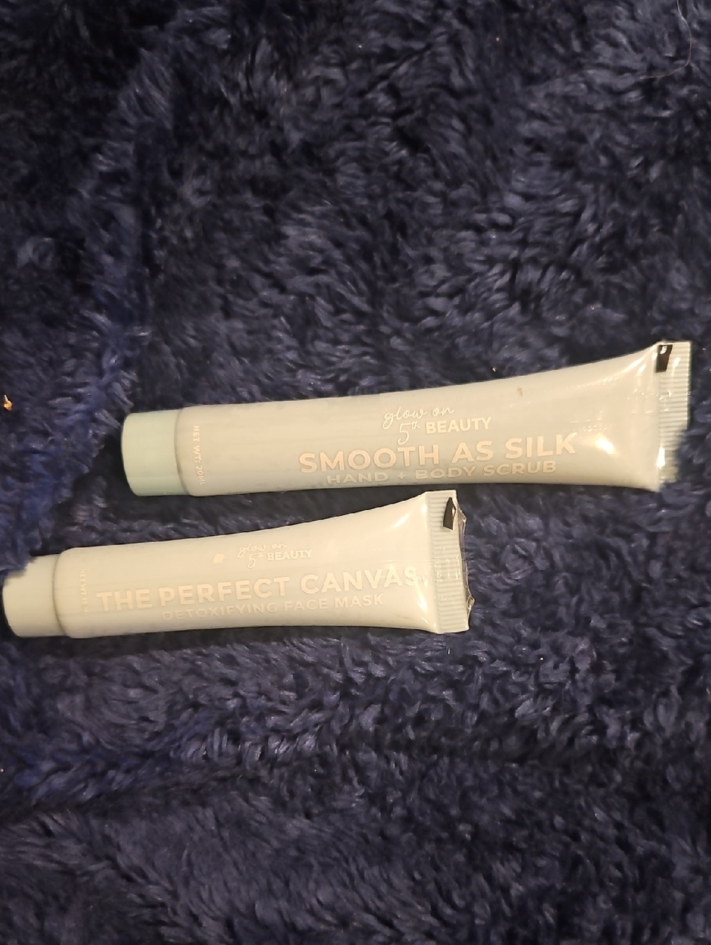 glow on 5th BEAUTY Duo, Mask And Lotion